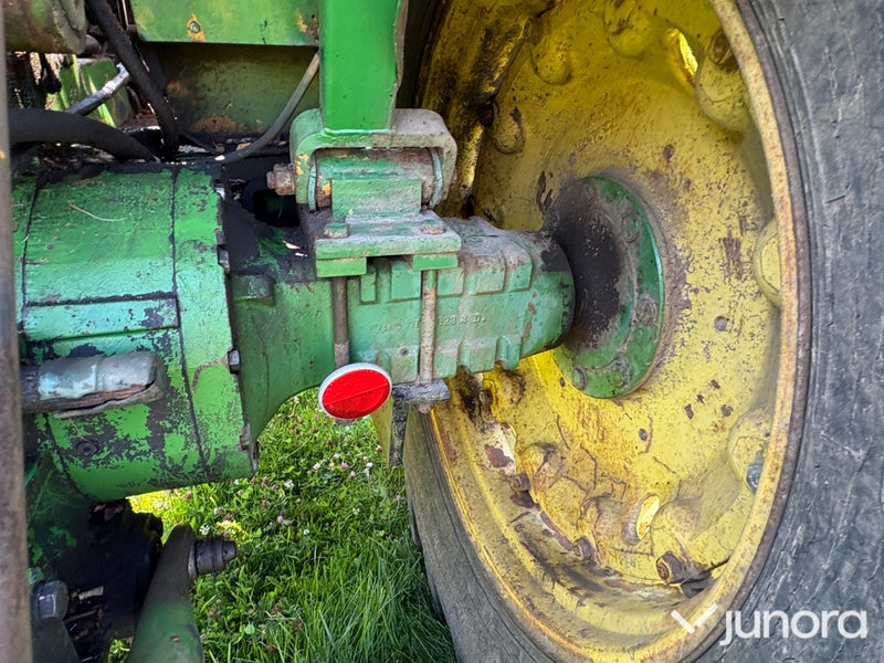 John Deere 3120 Servo med Kellve lastare
