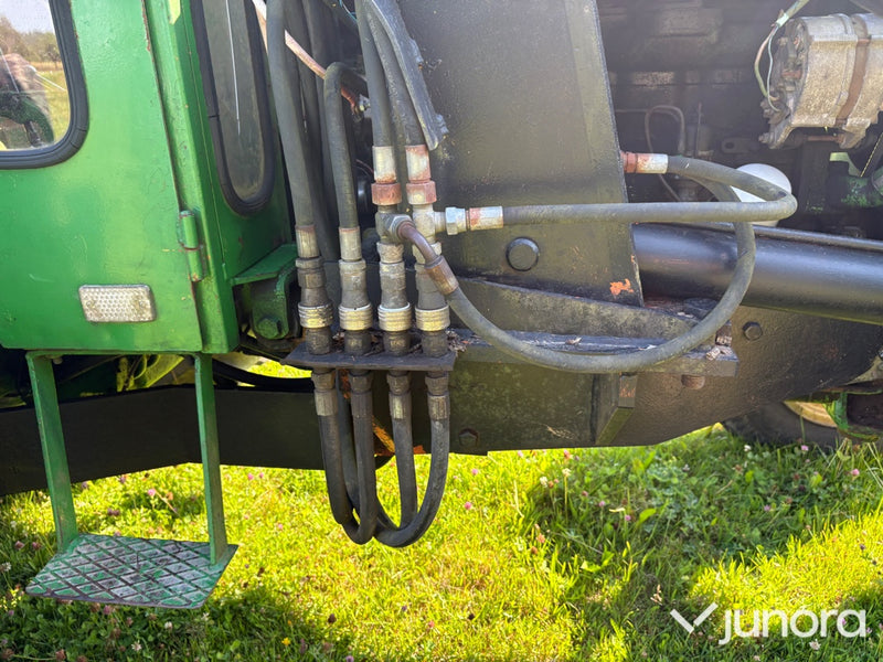 John Deere 3120 Servo med Kellve lastare