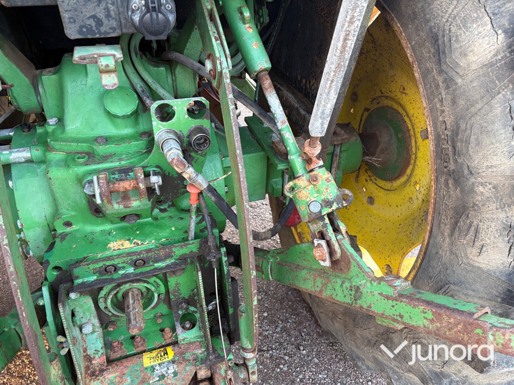 Traktor - John Deere 1950 4WD MC1
