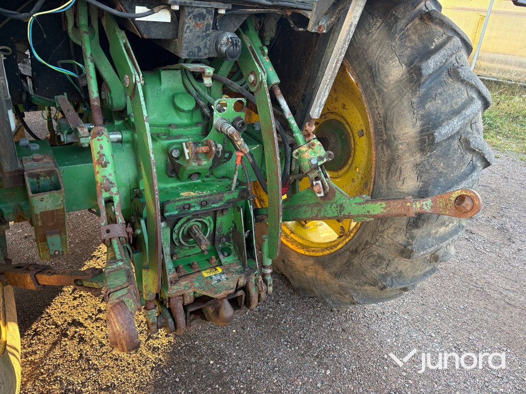 Traktor - John Deere 1950 4WD MC1