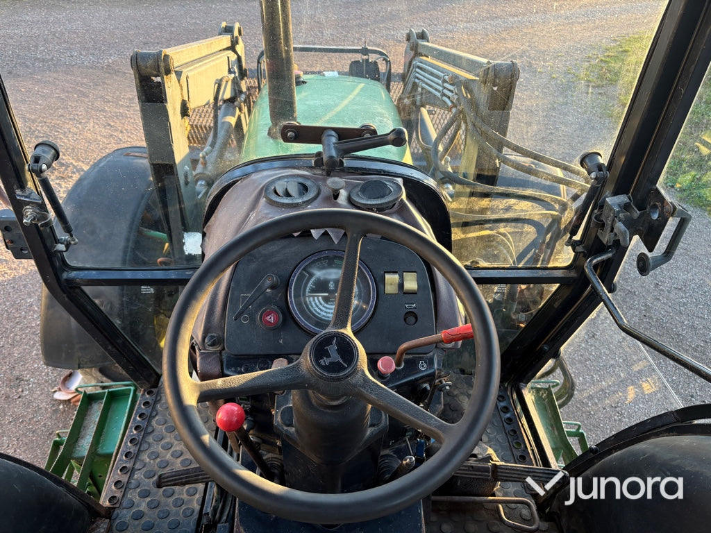 Traktor - John Deere 1950 4WD MC1