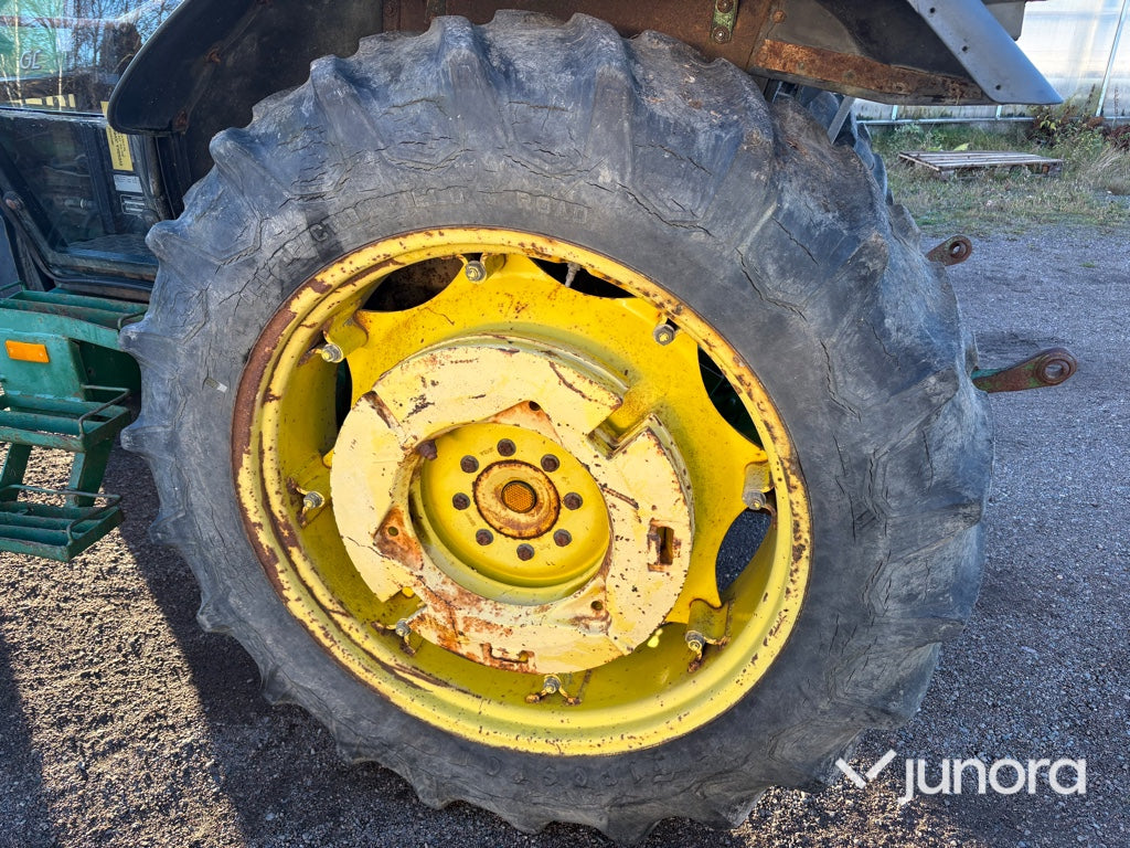 Traktor - John Deere 1950 4WD MC1
