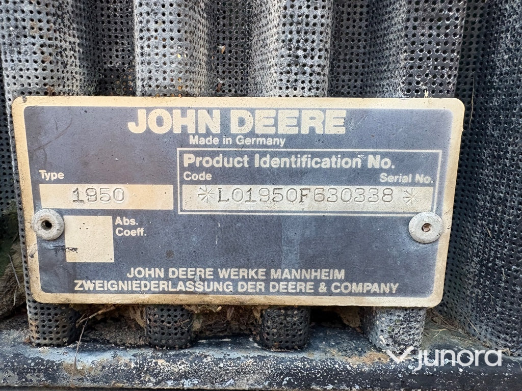 Traktor - John Deere 1950 4WD MC1