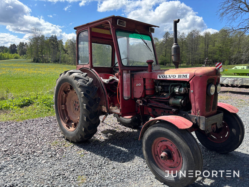 Traktor Volvo BM 400