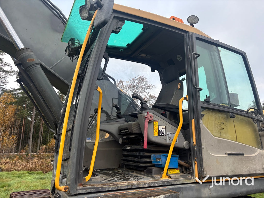 Bandgrävare - Volvo, EC290C, Med tiltrotator