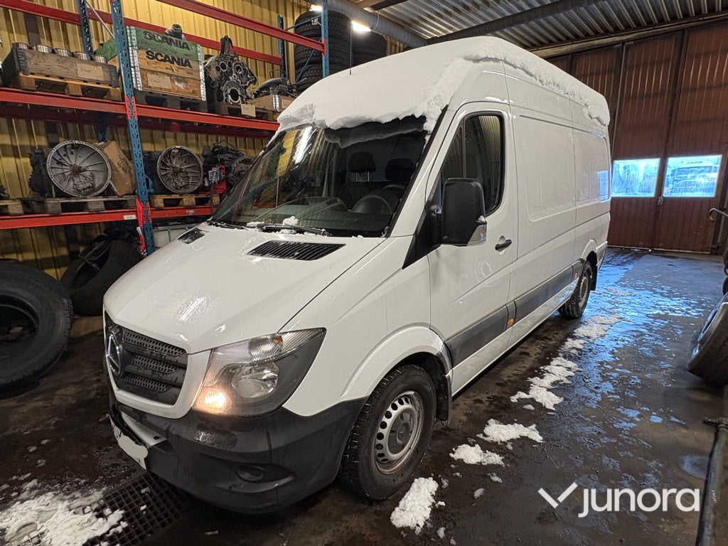 Mercedes Benz Sprinter
