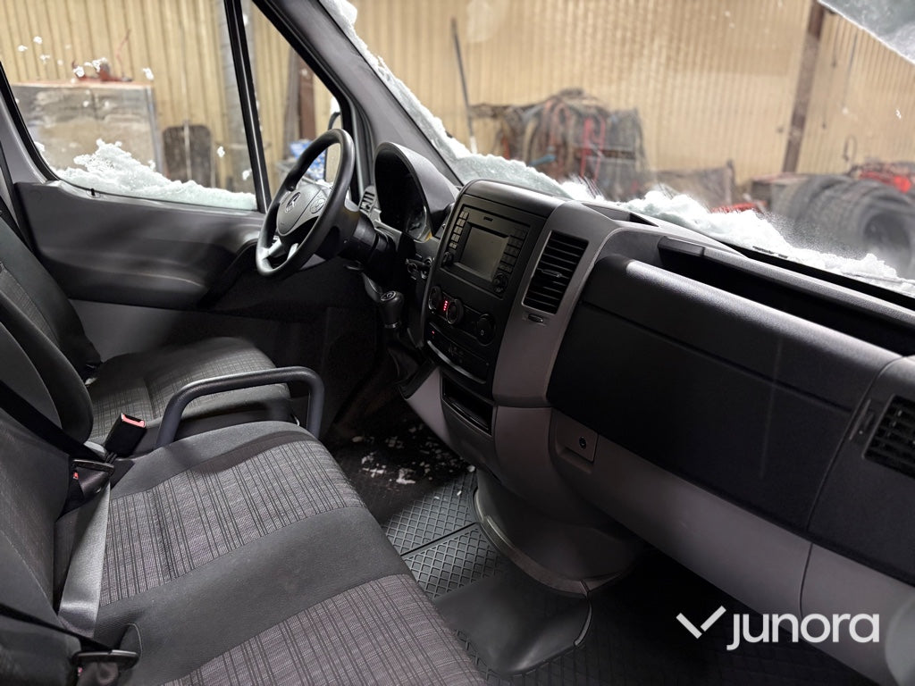Mercedes Benz Sprinter