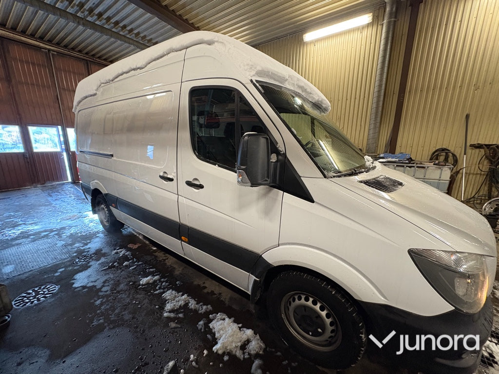 Mercedes Benz Sprinter