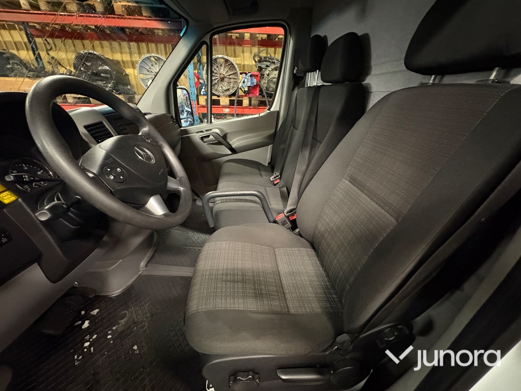 Mercedes Benz Sprinter