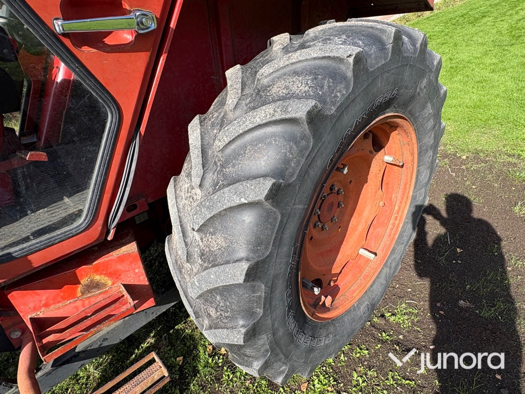 Traktor Volvo BM T 500