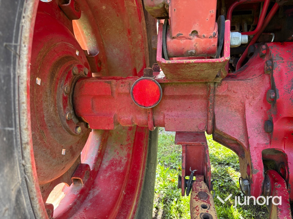 Traktor Volvo BM T 500