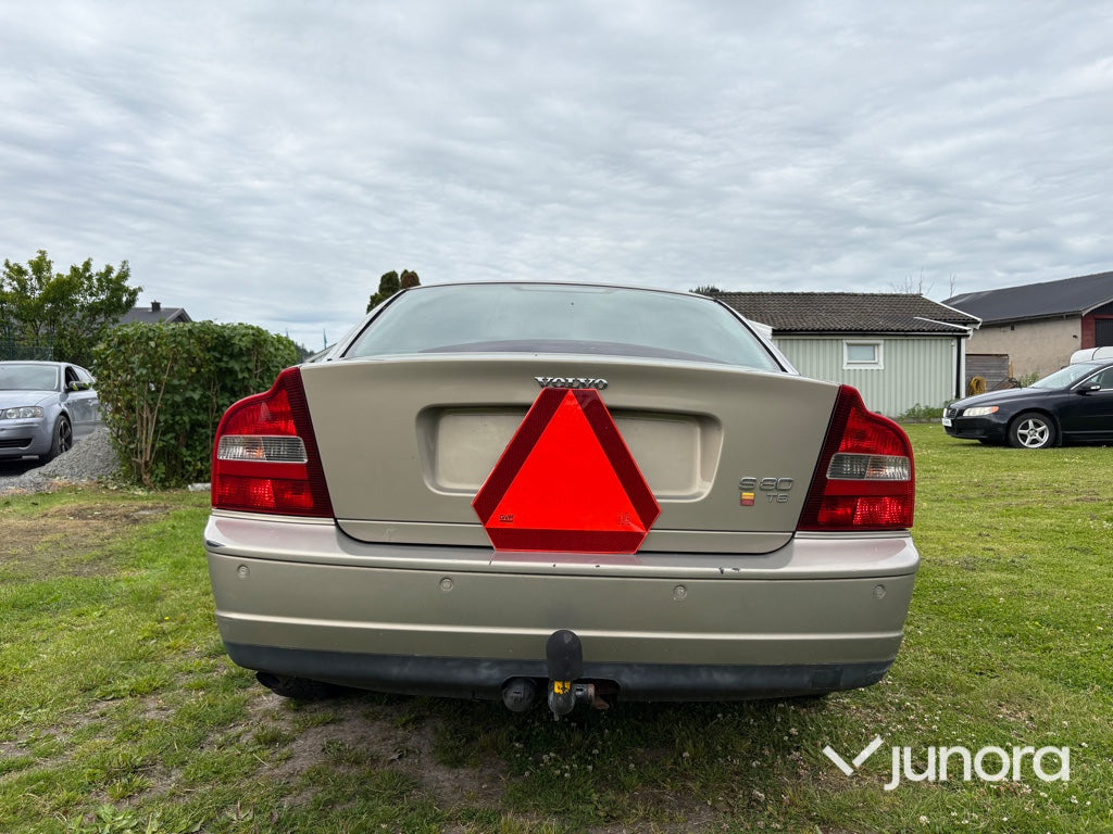 A-traktor - Volvo S80