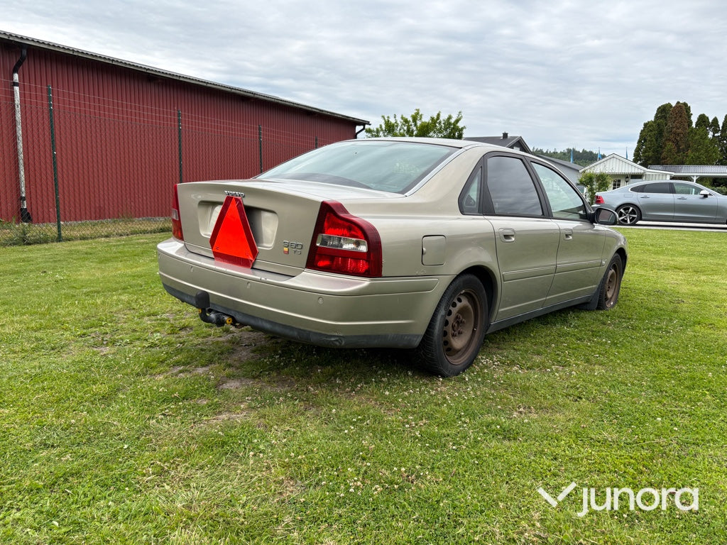 A-traktor - Volvo S80