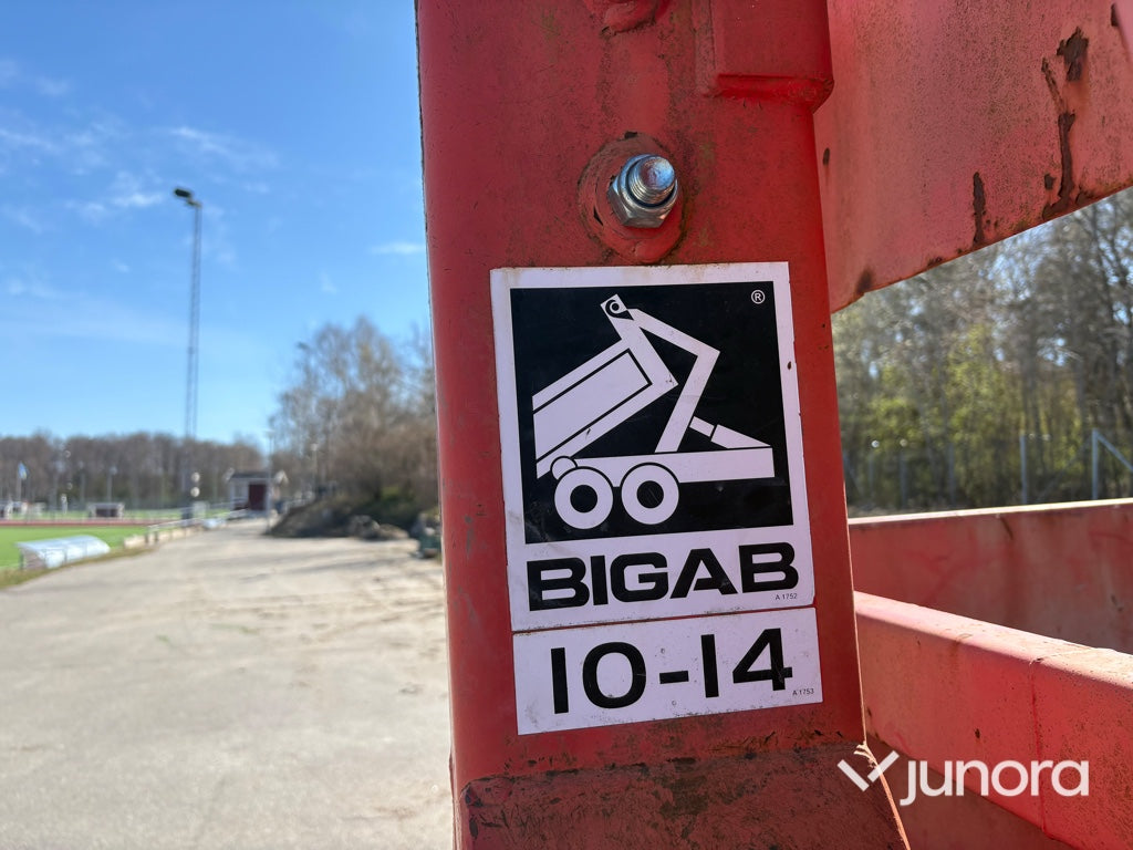 Lastväxlarvagn - Bigab, 10-14, Med flak