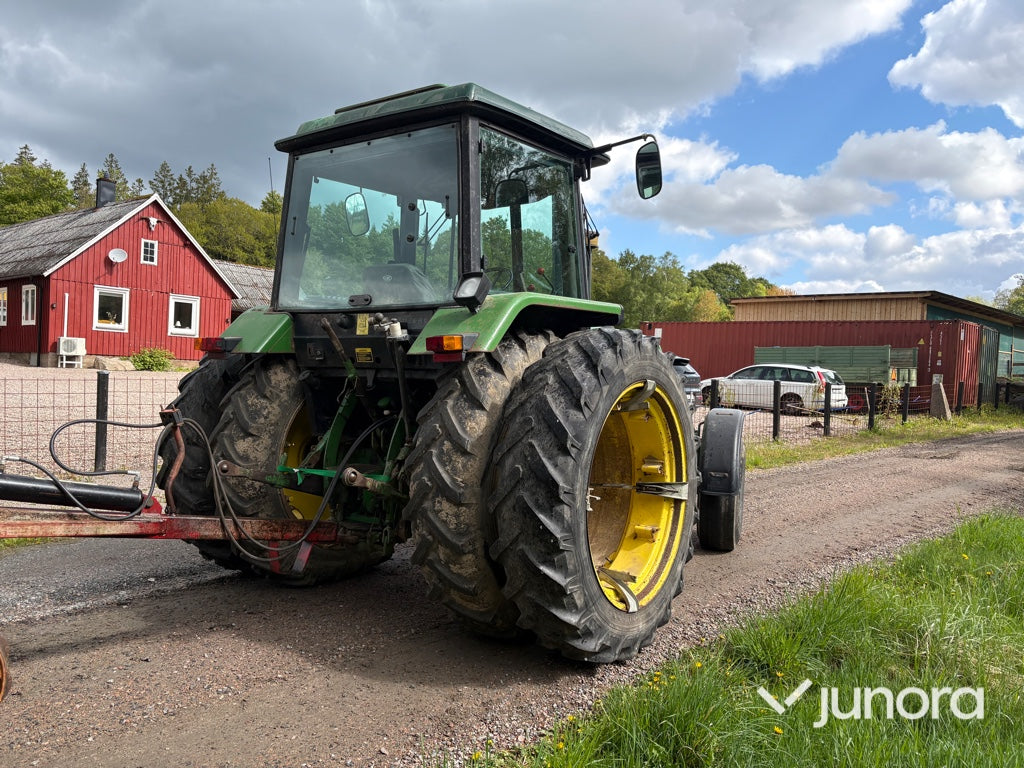 Traktor - John Deere, 1640