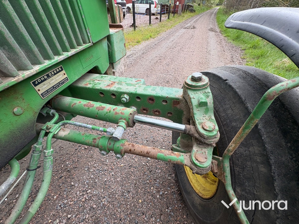 Traktor - John Deere, 1640