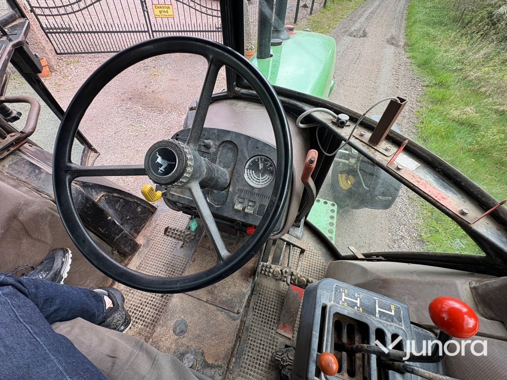Traktor - John Deere, 1640