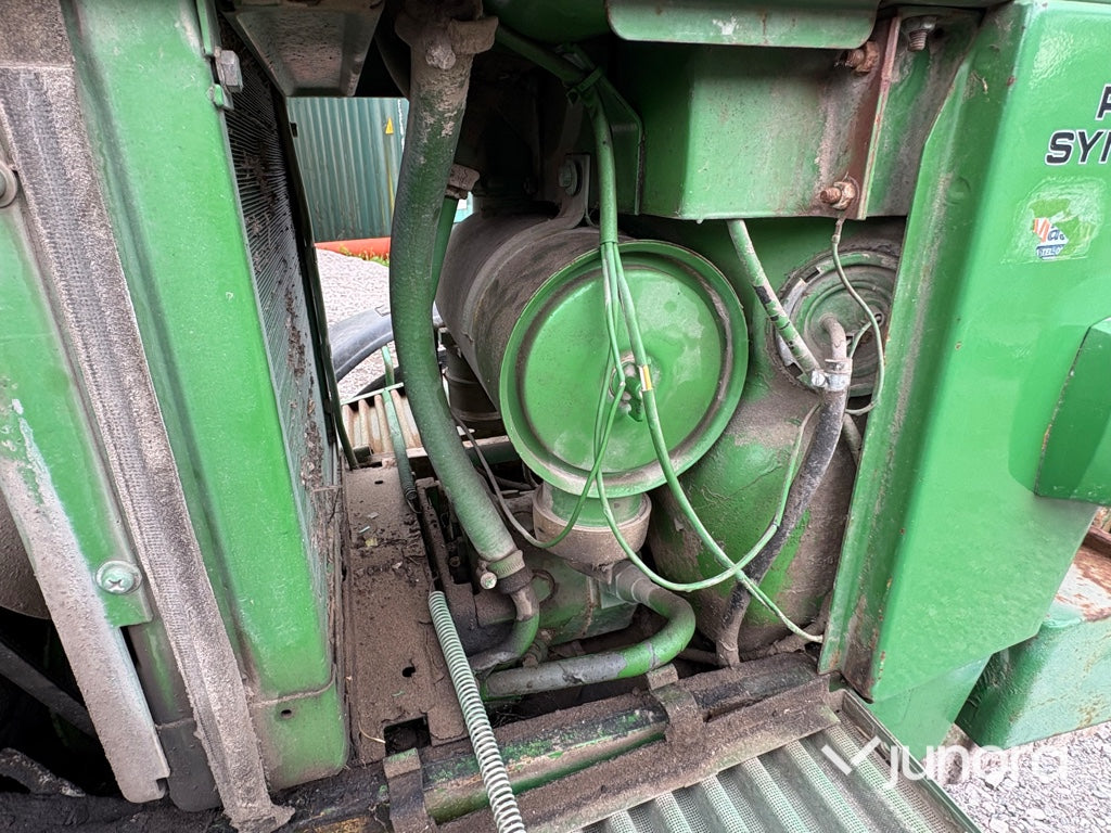 Traktor - John Deere, 1640
