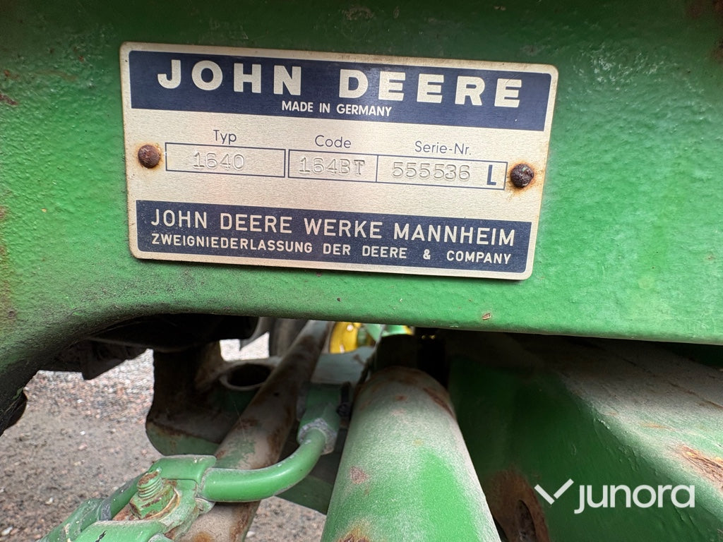Traktor - John Deere, 1640