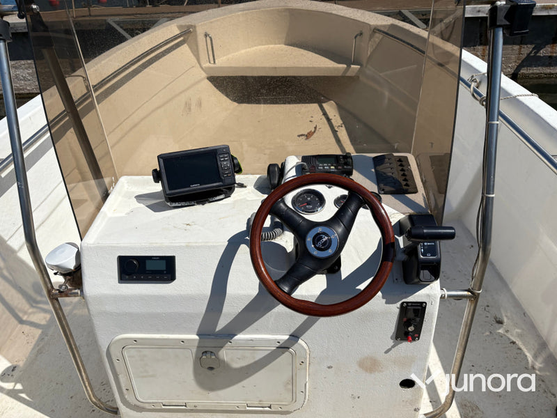 Motorbåt Seahorse 8500