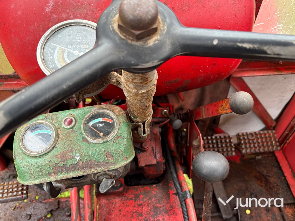 Traktor - BM Volvo Buster 320
