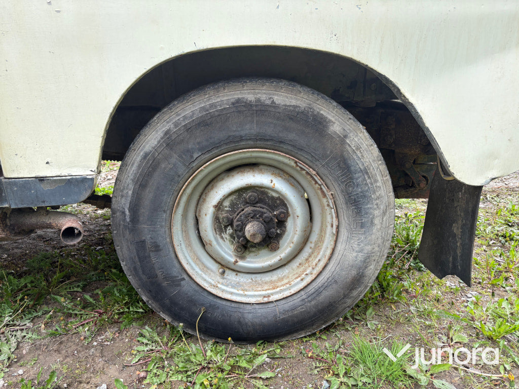 Land Rover 88 11A LHD