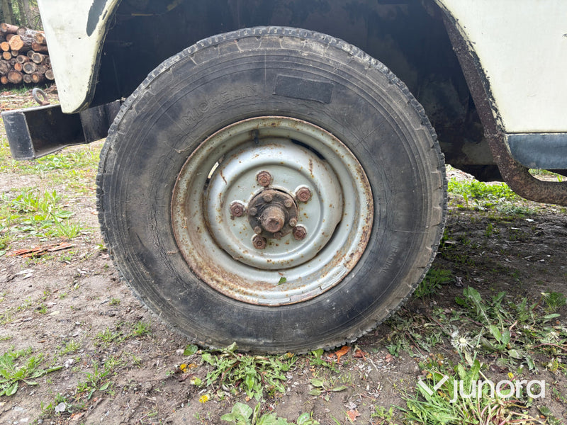 Land Rover 88 11A LHD
