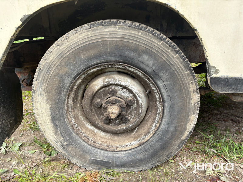 Land Rover 88 11A LHD