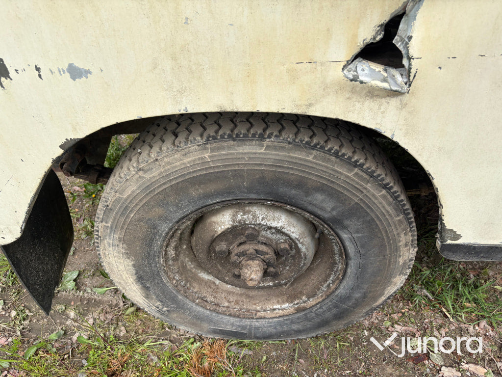Land Rover 88 11A LHD