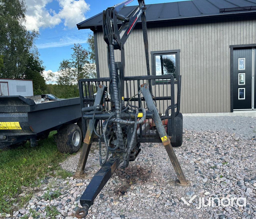Mowi Skogsvagn 850