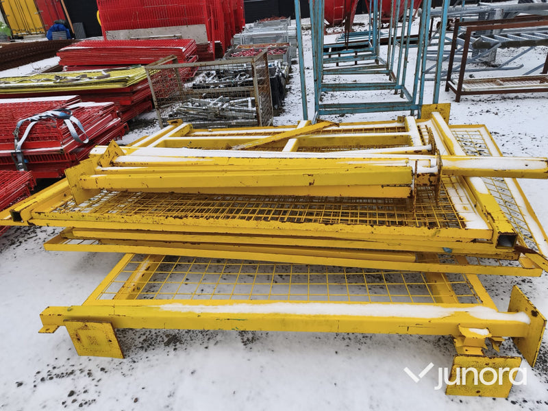 Skyddsräcke - Gallersektioner med stolpar