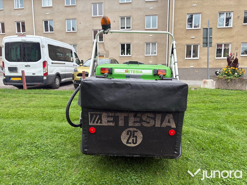 Åkgräsklippare Etesia Hydro 124 D