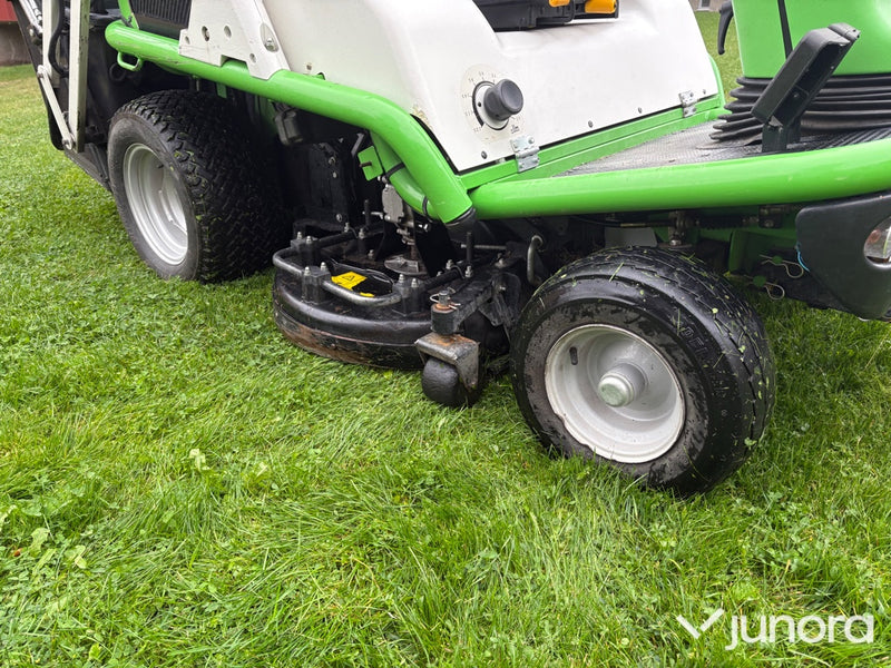 Åkgräsklippare Etesia Hydro 124 D