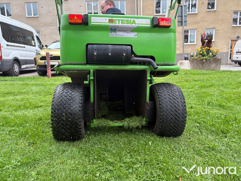 Åkgräsklippare Etesia Hydro 124 D
