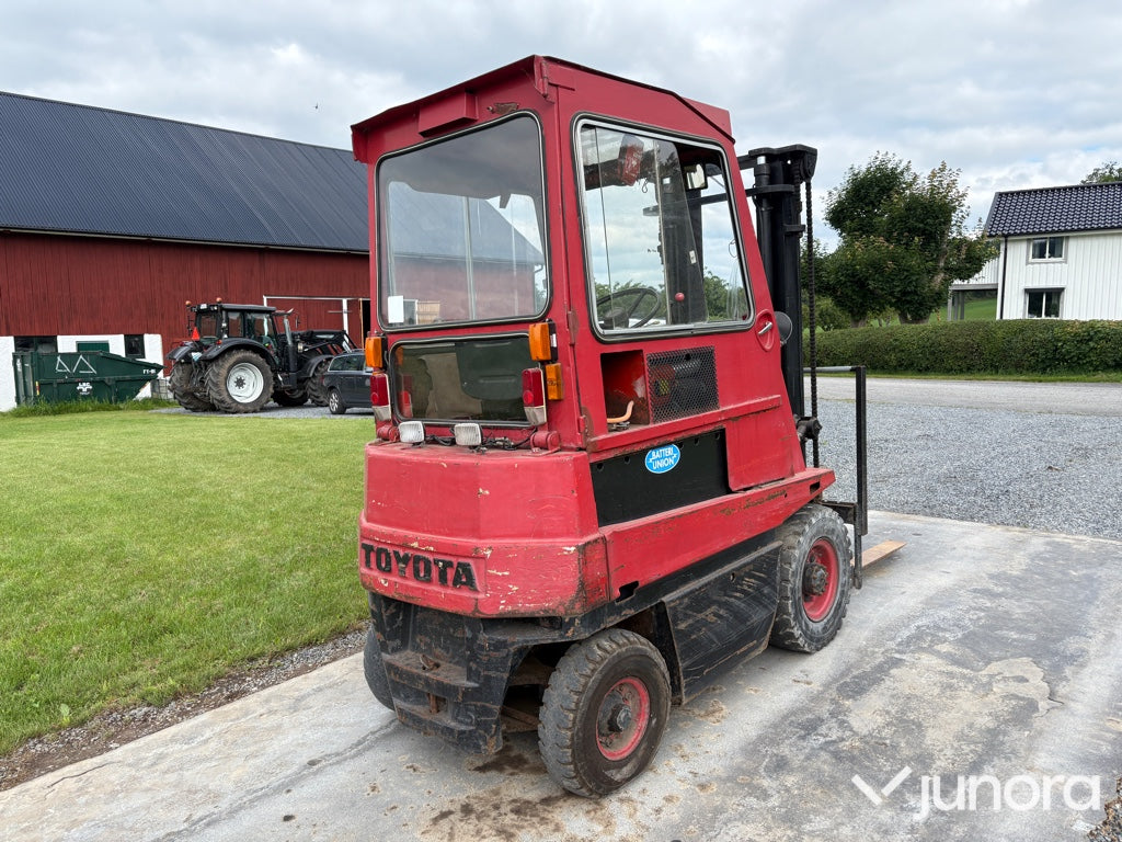 Toyota 3FB25 - Eltruck