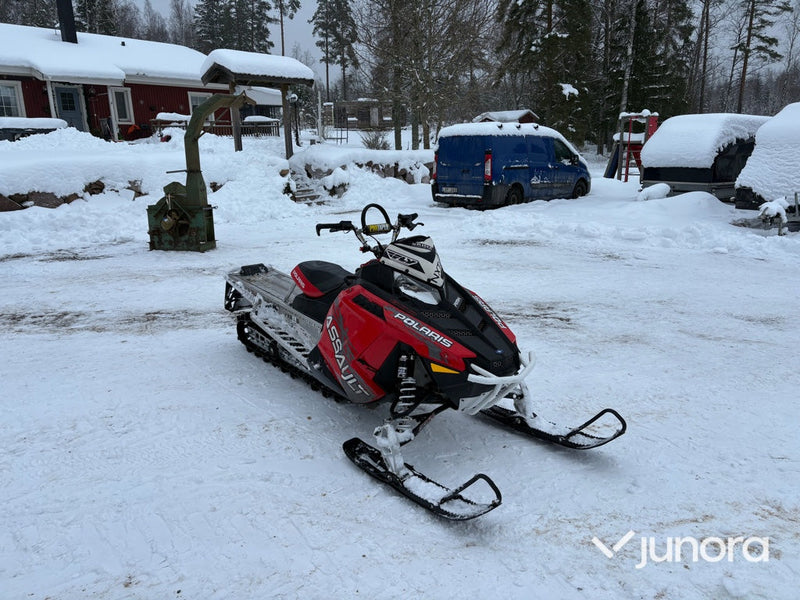 Snöskoter - POLARIS 800 RMK ASSAULT