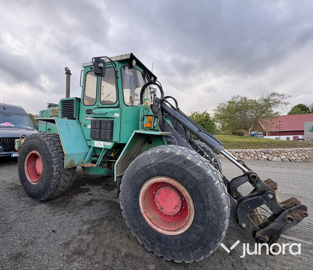 Traktor / Hjullastare - Volvo BM, L70