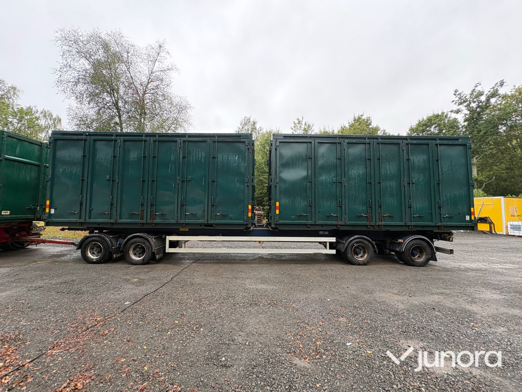 Lastbilsekipage – Volvo FH500 6x2 med JOAB L21-5600 AA lastväxlare, Kilafors släp och tre containrar
