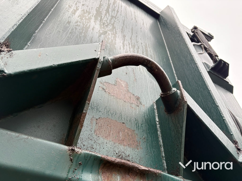 Lastbilsekipage – Volvo FH500 6x2 med JOAB L21-5600 AA lastväxlare, Kilafors släp och tre containrar