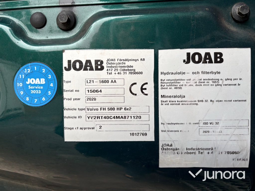 Lastbilsekipage – Volvo FH500 6x2 med JOAB L21-5600 AA lastväxlare, Kilafors släp och tre containrar