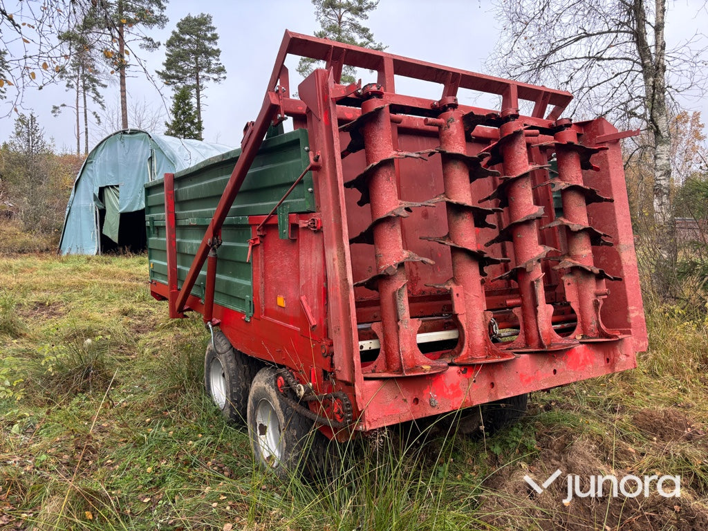 Fastgödselspridare - Möre Vagnen N218/P