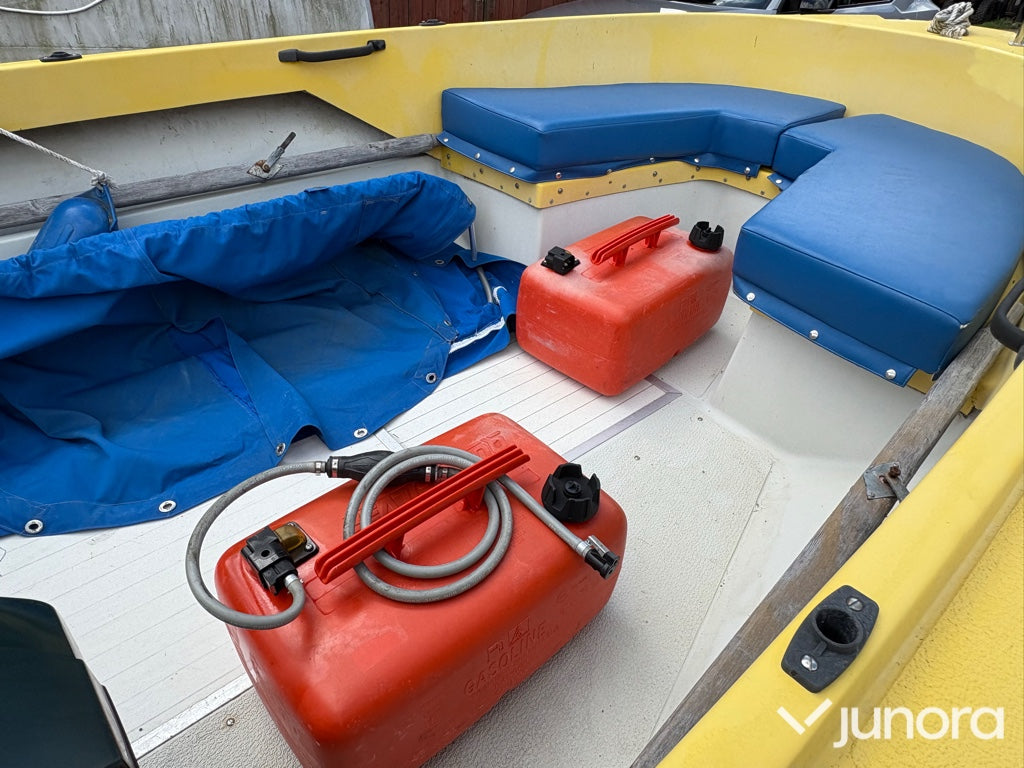 Ockelbo B16 med Evinrude 60HK + Brenderup trailer