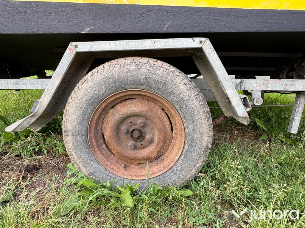 Ockelbo B16 med Evinrude 60HK + Brenderup trailer