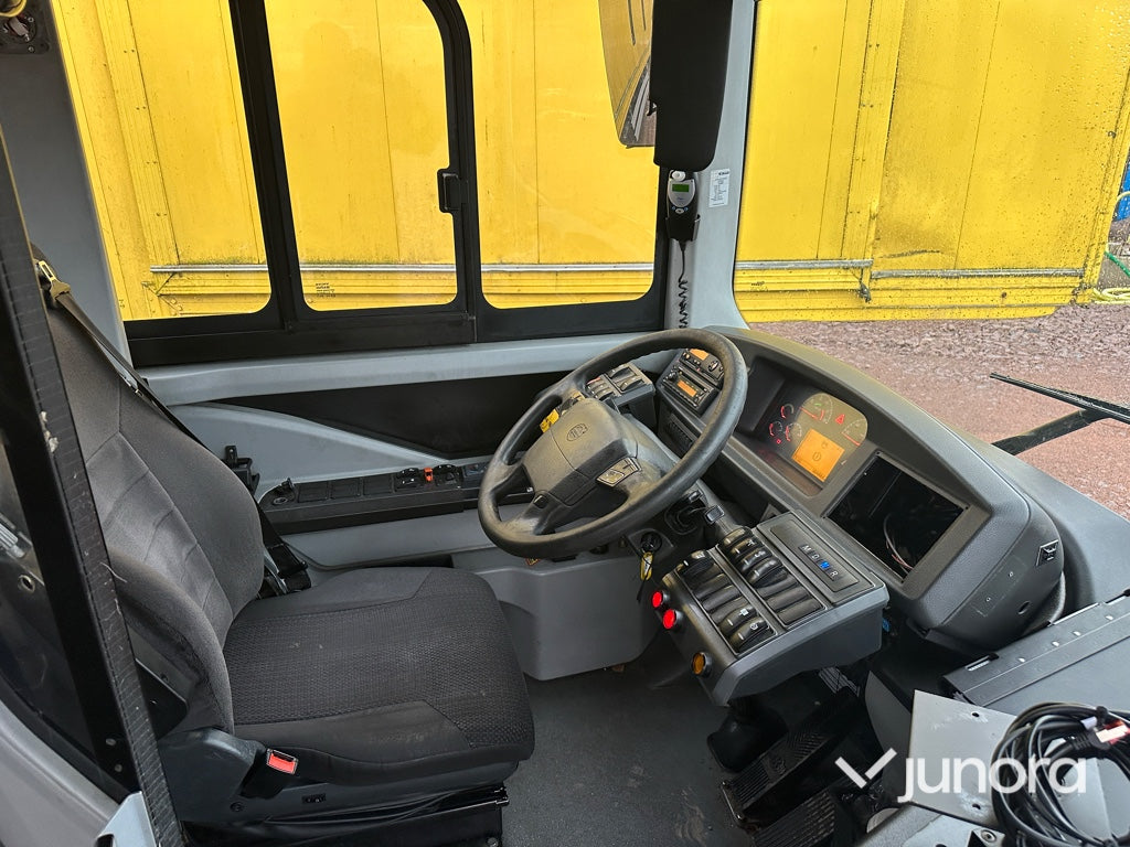 Buss - Volvo, 8909 RLE