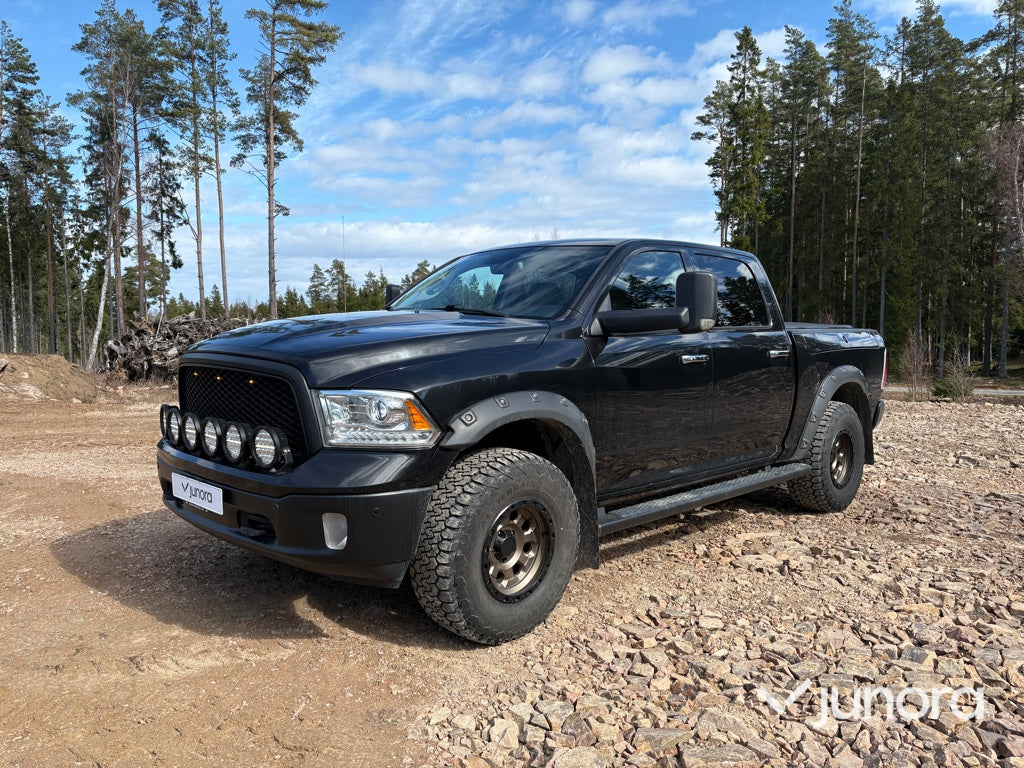 Lätt lastbil - Dodge Ram 1500 Laramine