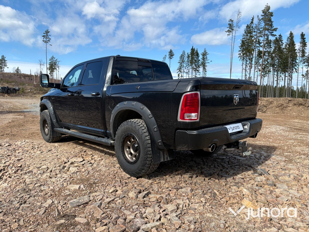 Lätt lastbil - Dodge Ram 1500 Laramine