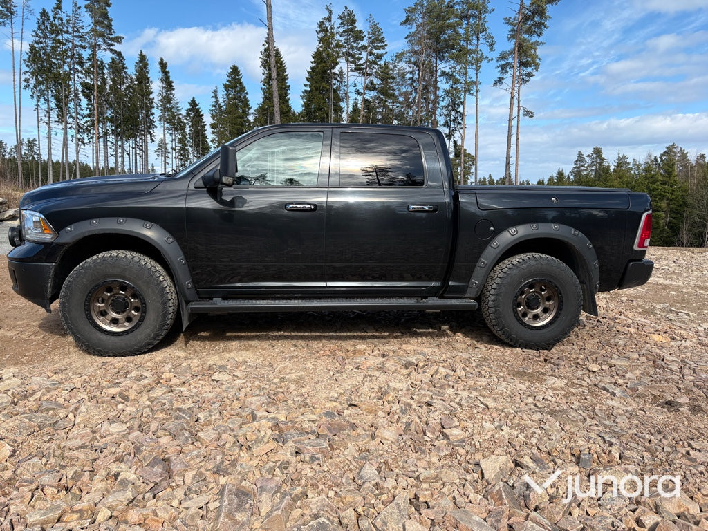 Lätt lastbil - Dodge Ram 1500 Laramine