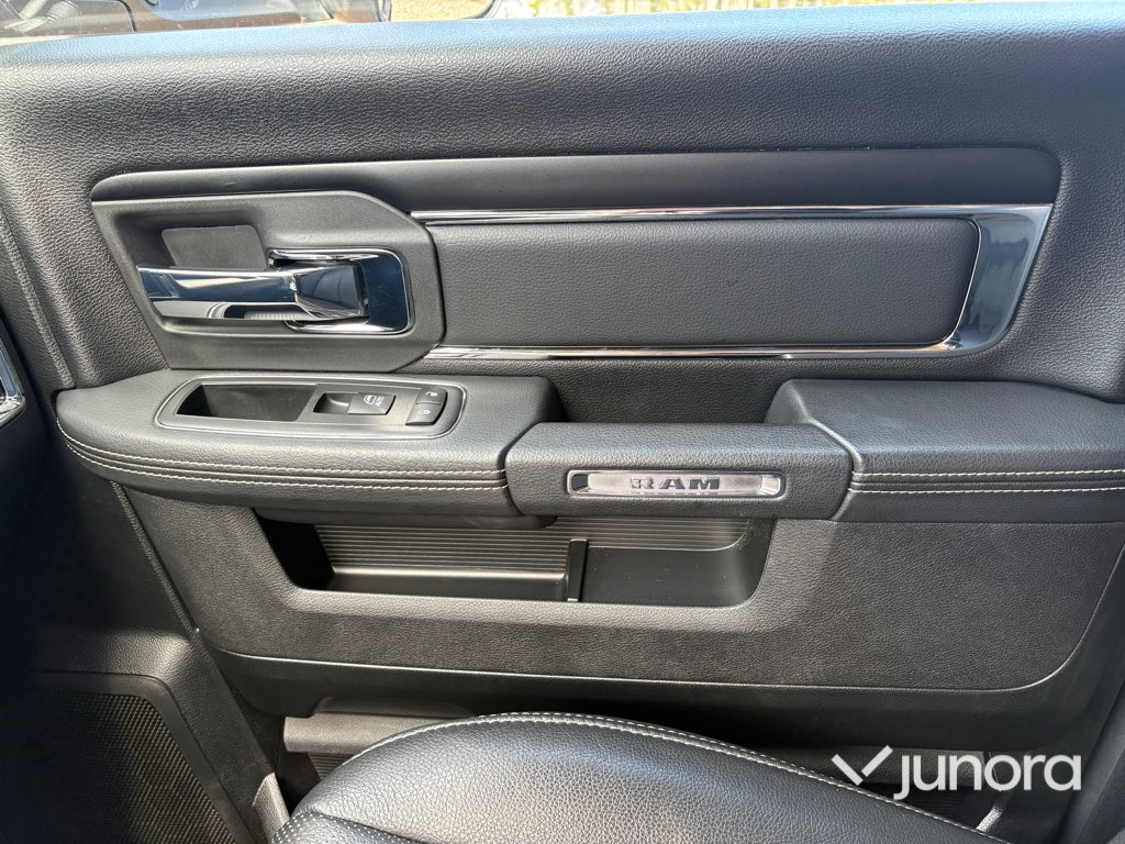 Lätt lastbil - Dodge Ram 1500 Laramine