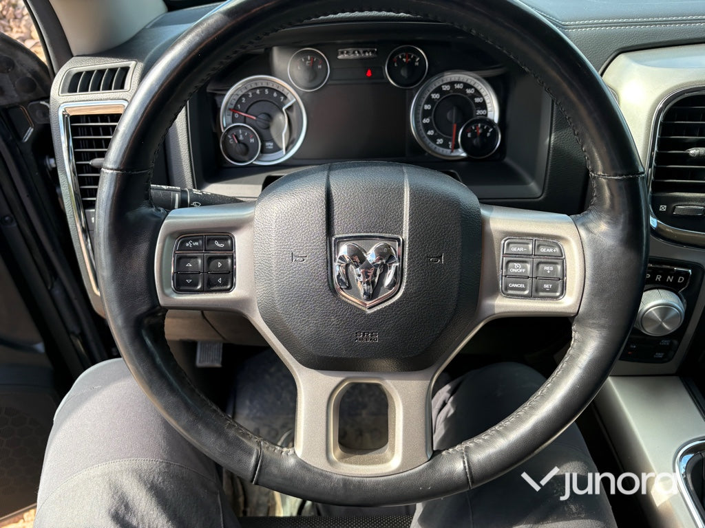 Lätt lastbil - Dodge Ram 1500 Laramine