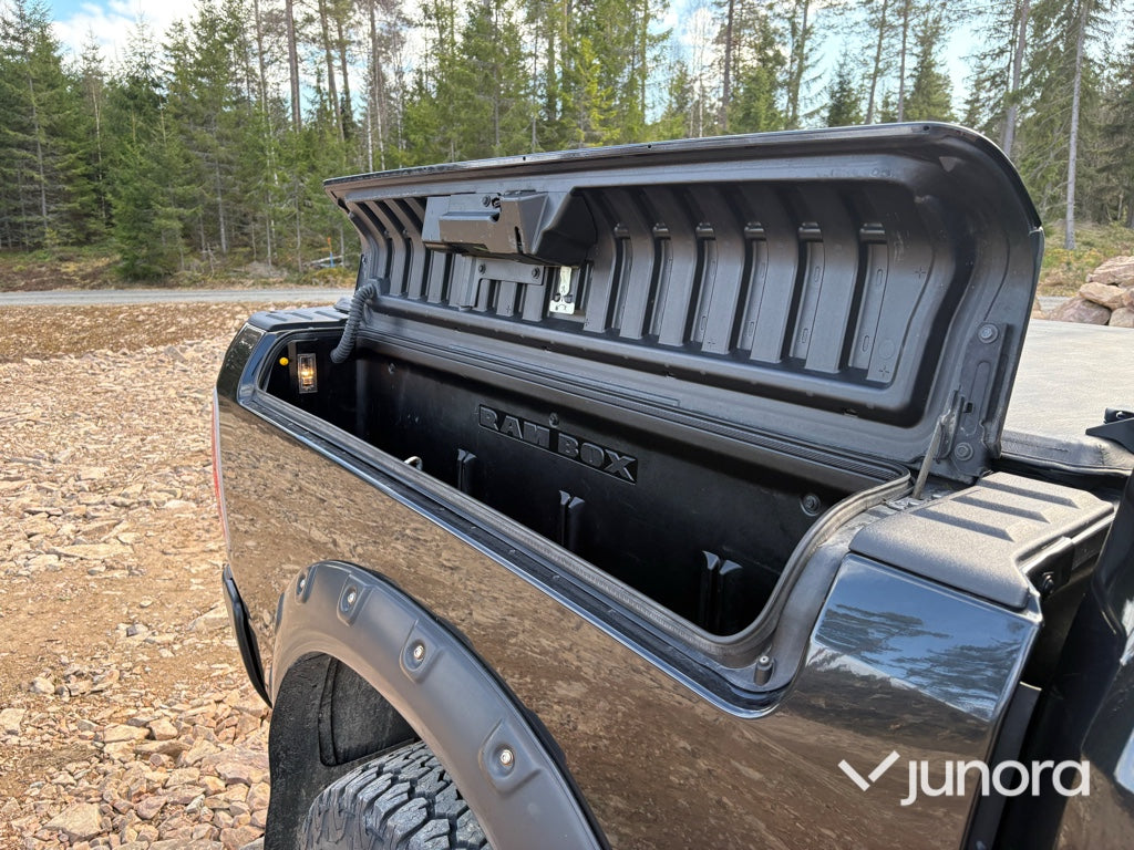 Lätt lastbil - Dodge Ram 1500 Laramine